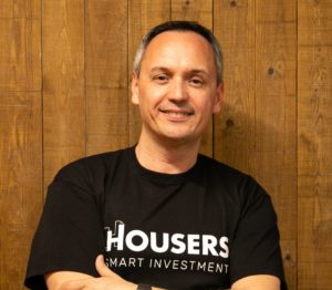 Entrevistamos a Juan Antonio Balcázar, CEO de Housers