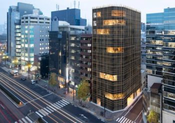La increíble torre de oficinas ecológica de Tokio